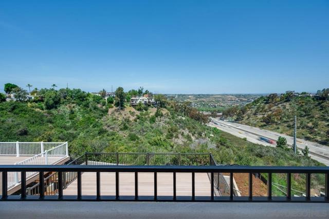 2948 Copley Ave, San Diego CA: https://media.crmls.org/mediaz/899f4f9b-5d25-4b15-93a8-a3ca21691bd9.jpg