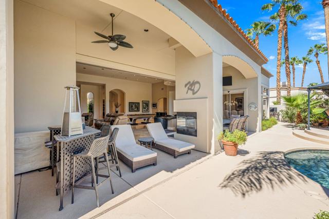 334 Crest Lake Drive, Palm Desert, CA 92211