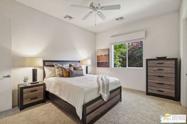 2 Varsity Circle, Rancho Mirage CA: https://media.crmls.org/mediaz/89a03d74-450a-4a27-9cd3-2fe3eefbc405.jpg