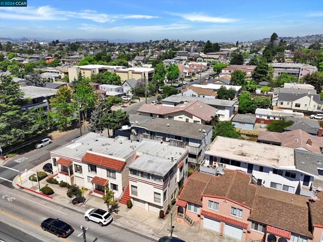 Image 3 of 12 For 6511 Central Ave