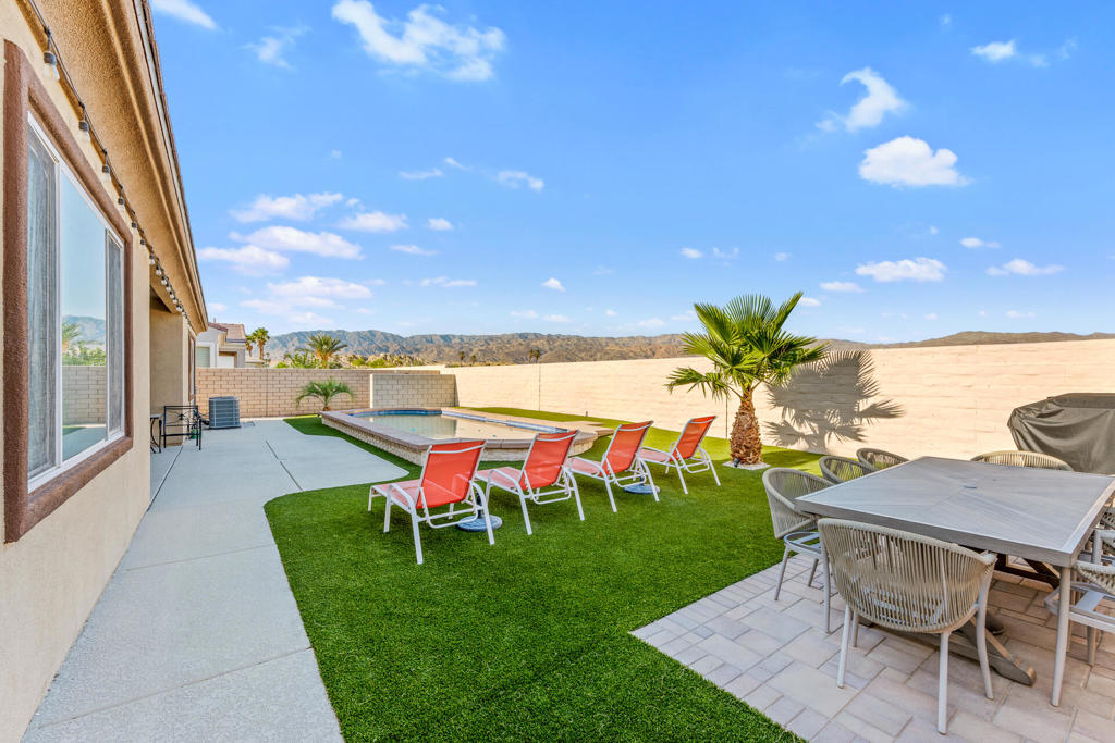 MLS #219130608DA img 2