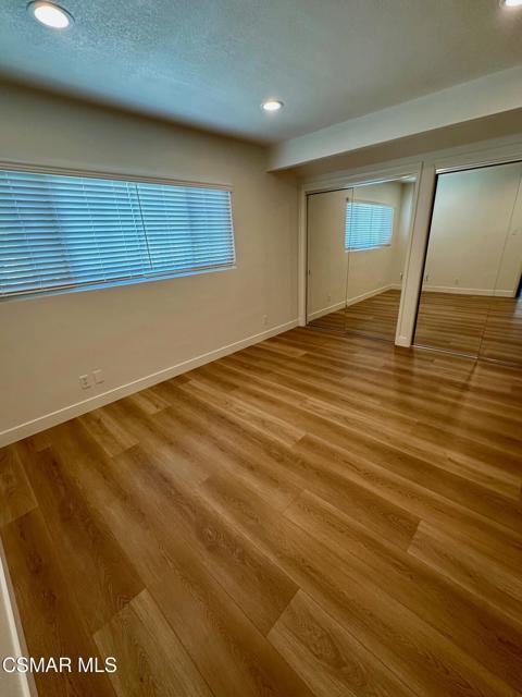 23939 Oxnard Street, Woodland Hills CA: https://media.crmls.org/mediaz/89a0e7ea-219e-4a07-9ead-a80fcdabe896.jpg