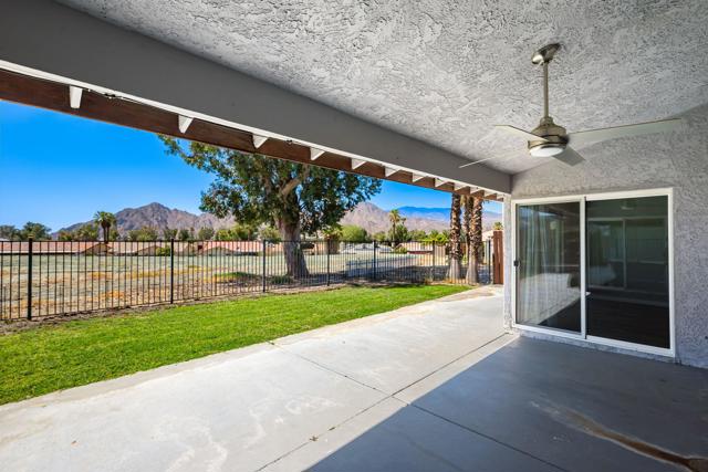 76761 Kentucky Avenue, Palm Desert CA: https://media.crmls.org/mediaz/89a0fe4f-abbb-4b26-929d-8036a4c577b4.jpg