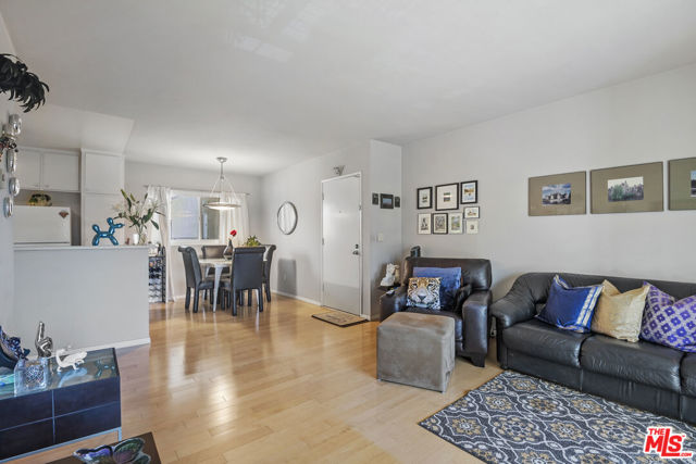 9005 Cynthia Street, #413 photo 2