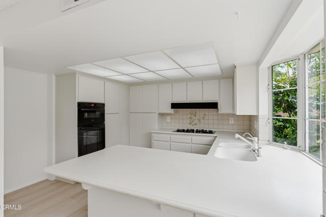 Detail Gallery Image 19 of 48 For 6397 Loma Vista Rd, Ventura,  CA 93003 - 4 Beds | 2/1 Baths