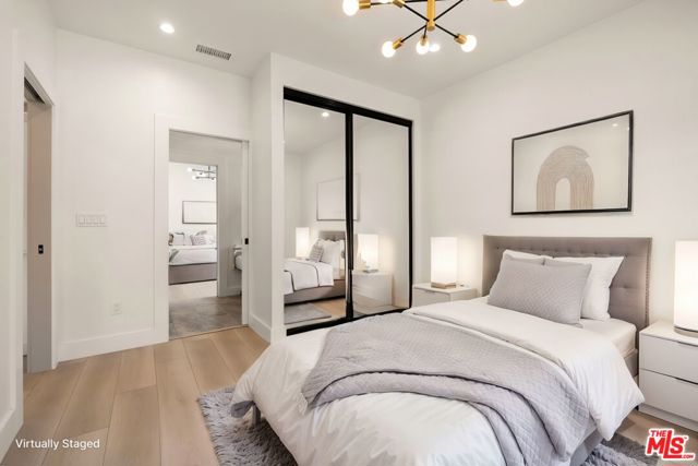 1558 W 47th Street, Los Angeles CA: https://media.crmls.org/mediaz/89a3ce69-a92f-449b-ba3b-4e8eebba312c.jpg