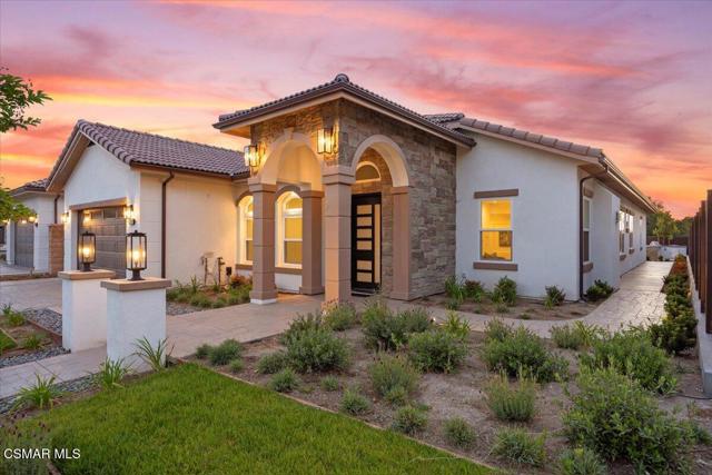 339 Toyon Court, Thousand Oaks CA: https://media.crmls.org/mediaz/89a529ff-6c1d-4814-aae9-8fef0980c186.jpg