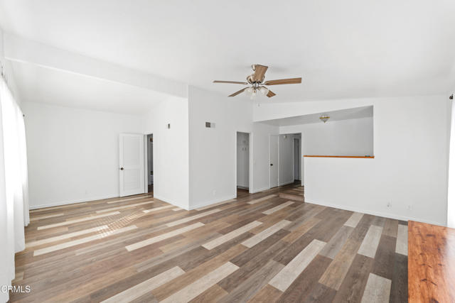 Detail Gallery Image 9 of 45 For 2101 Rhonda St, Oxnard,  CA 93036 - 3 Beds | 2/1 Baths