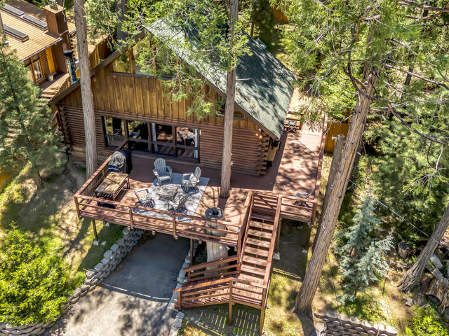 54385 S S. Circle Drive, Idyllwild CA: https://media.crmls.org/mediaz/89a68019-e4d7-4447-8ecf-4fb9632aa5d2.jpg