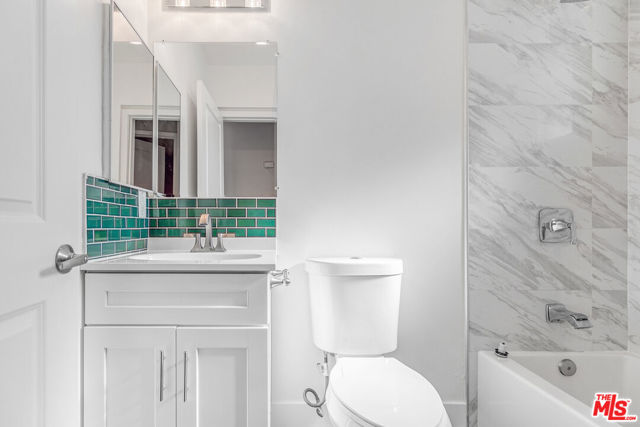 14139 Gault Street, Van Nuys CA: https://media.crmls.org/mediaz/89a6adb2-51dc-4046-a28f-a09def274da5.jpg