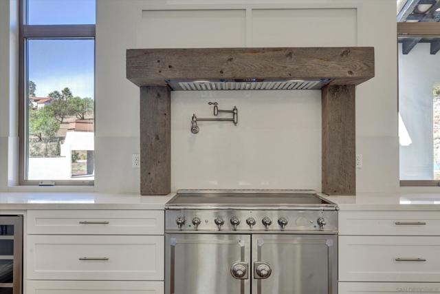 5808 Lake Vista Dr., Bonsall CA: https://media.crmls.org/mediaz/89a6ec40-fe58-4213-9d01-9e7fbfd5e6fd.jpg