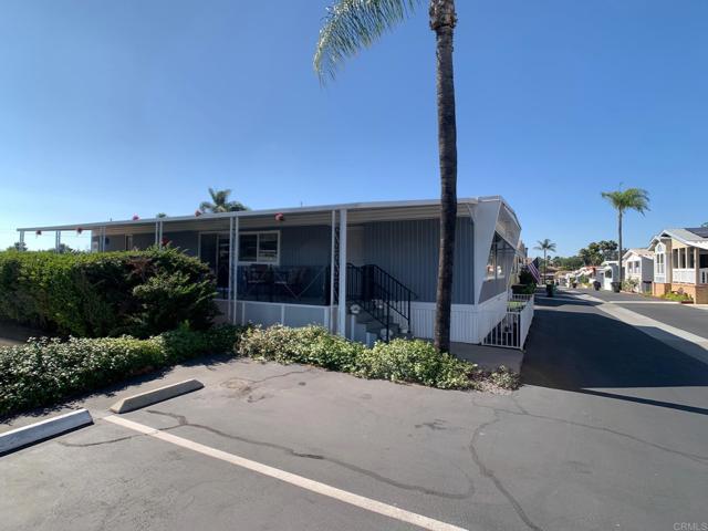 1351 Pepper Drive, El Cajon CA: https://media.crmls.org/mediaz/89a70a2b-a772-4c6d-b2de-f0810e34043e.jpg