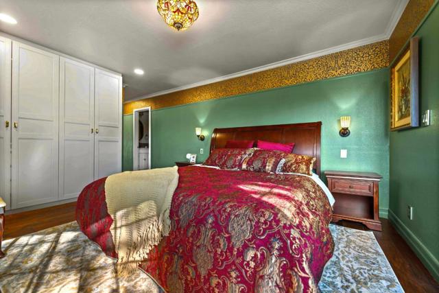 1128 Foxhurst Way, San Jose CA: https://media.crmls.org/mediaz/89a7963c-3eb7-4274-831e-1b3bee97f0ef.jpg