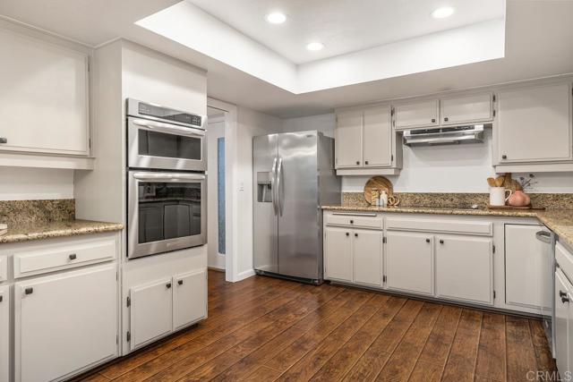 Detail Gallery Image 16 of 42 For 2420 Torrey Pines Rd #B202,  La Jolla,  CA 92037 - 2 Beds | 2 Baths