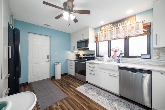 11671 Mesa Verde, Valley Center CA: https://media.crmls.org/mediaz/89a8c6db-0f0b-46b5-8227-7fffc0a35172.jpg
