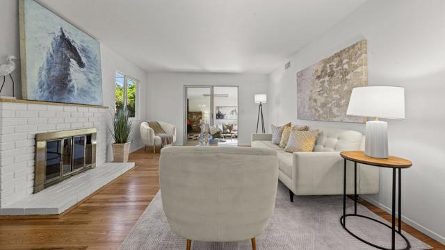 940 Kennard Way, Sunnyvale CA: https://media.crmls.org/mediaz/89a8f9ba-807c-42bb-829d-3d66fe175369.jpg
