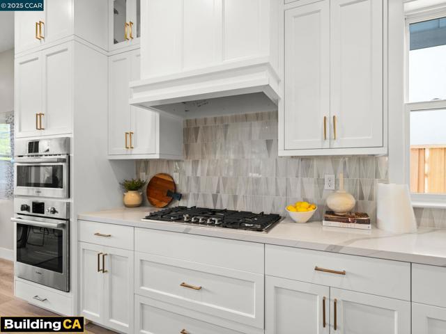 Image 8 of 42 For 259 Haleena Place