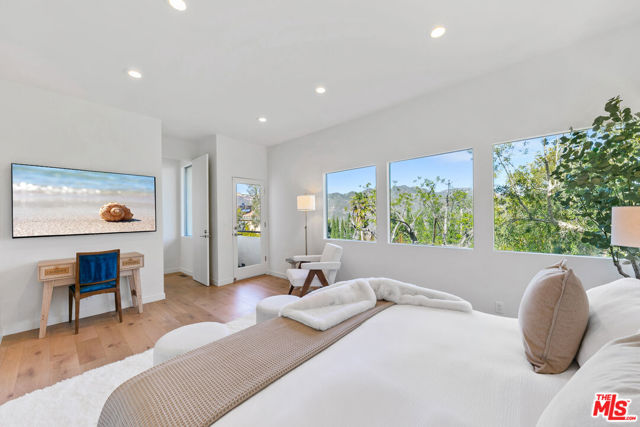1876 Lookout Road, Malibu CA: https://media.crmls.org/mediaz/89abd554-8cf7-464f-8877-7e446b15bef8.jpg