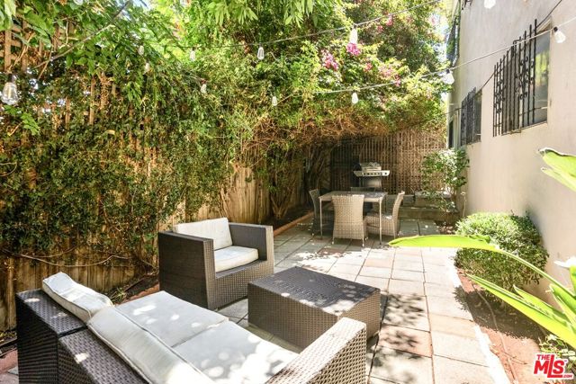 1152 N Ogden Drive, West Hollywood CA: https://media.crmls.org/mediaz/89abd86f-7495-462f-a509-f101e3faa991.jpg