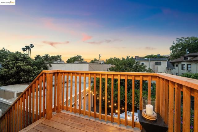 478 43rd St, Oakland CA: https://media.crmls.org/mediaz/89abdf72-2910-4d13-b4ca-9843063c917e.jpg