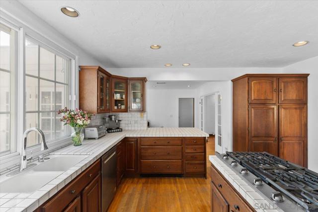 3031 Ibsen St, San Diego CA: https://media.crmls.org/mediaz/89ac4fab-5618-427a-8fa9-c7ec10ebcbbb.jpg