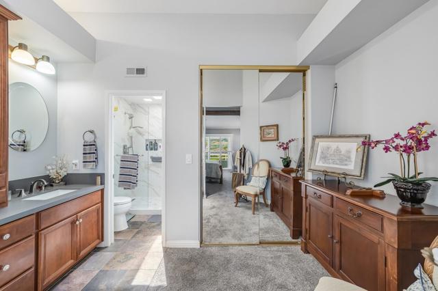 Detail Gallery Image 13 of 29 For 4843 Flying Cloud, Carlsbad,  CA 92008 - 2 Beds | 2/1 Baths