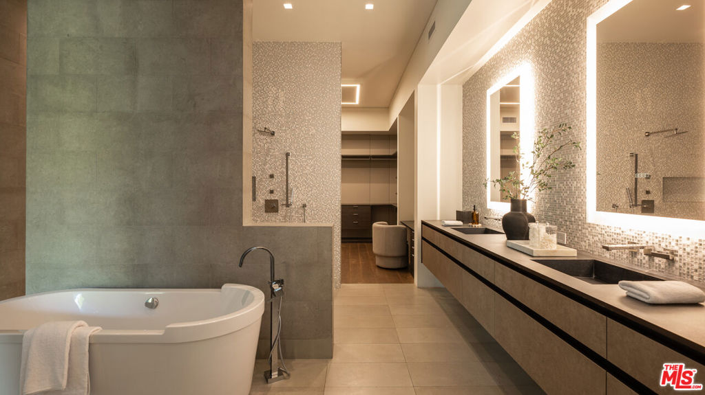 MLS #26859401 image #33