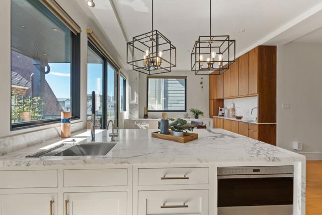 2853 Broderick Street, San Francisco CA: https://media.crmls.org/mediaz/89acf5e5-f98a-4386-8e6b-81734bdf9f24.jpg