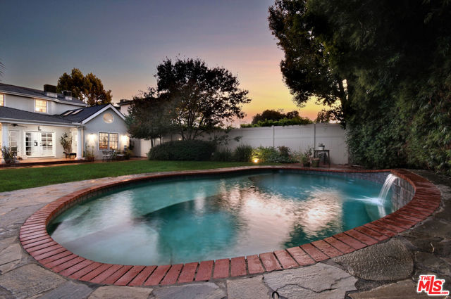 12359 Califa Street photo 72