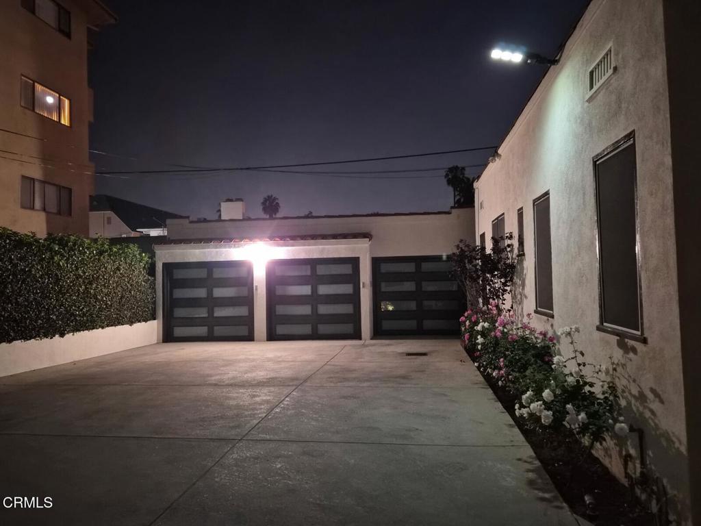 https://media.crmls.org/mediaz/89ae3ca8-0d96-4a99-9c05-7691307cc6d4.jpg?preset=X-Large