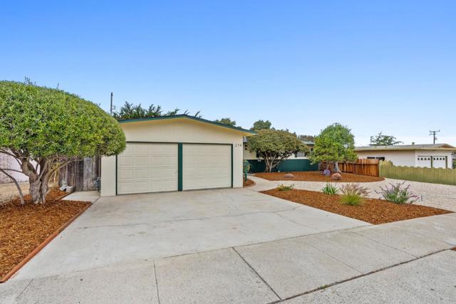 274 Cosky Drive, Marina CA: https://media.crmls.org/mediaz/89ae708a-e1af-46a4-a1e3-de6782abfb18.jpg