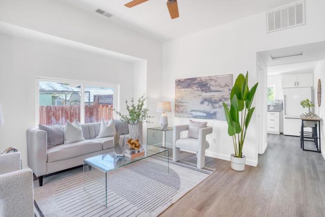 209 N 16th Street, San Jose CA: https://media.crmls.org/mediaz/89aec1af-3d6e-484b-aab2-ef09dd163184.jpg
