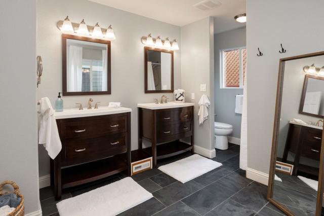 9690 Cabrillo Highway, Moss Beach CA: https://media.crmls.org/mediaz/89aeec57-c7dd-4c6a-84b1-f305d65e49f6.jpg