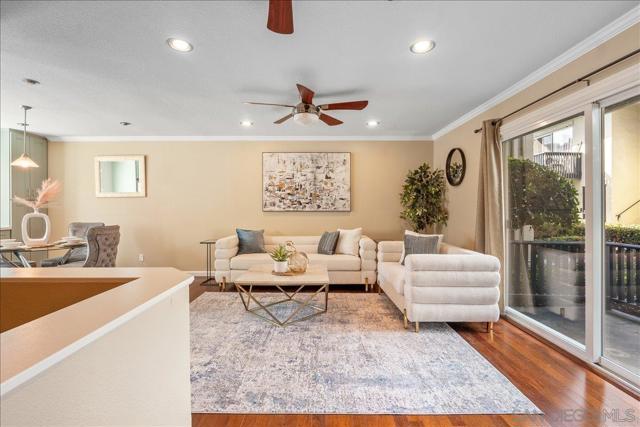 6927 Amherst St, San Diego CA: https://media.crmls.org/mediaz/89af535a-b7f8-4928-b062-00081792947e.jpg