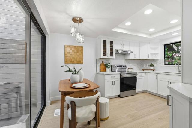 43988 Cerro Court, Fremont CA: https://media.crmls.org/mediaz/89af6b20-ad95-4064-9b40-33d0e5182c0e.jpg