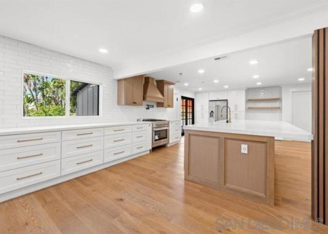 16021 Pomerado Road, Poway CA: https://media.crmls.org/mediaz/89afe99e-003d-4a34-b350-125cc4a07989.jpg