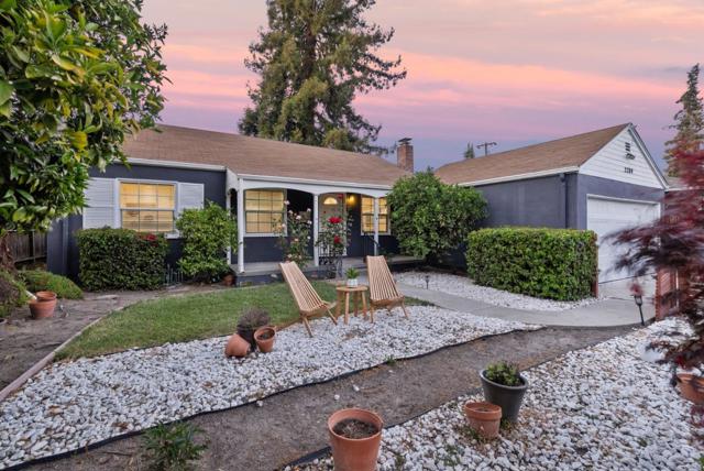 2289 Newhall Street, Santa Clara CA: https://media.crmls.org/mediaz/89b0a911-f52a-4bb5-ba5e-4f6ec5386200.jpg