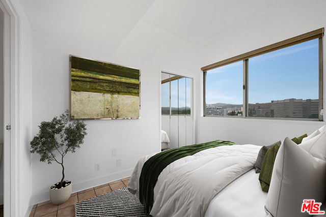 10787 Wilshire Boulevard, Los Angeles CA: https://media.crmls.org/mediaz/89b0fcac-024a-43c1-828b-8df35f886058.jpg