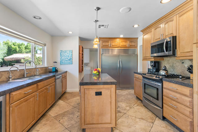 Image 2 of 77 For 502 Molino Road