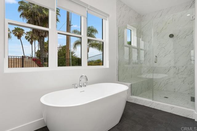 1219 Stonemark place, Vista CA: https://media.crmls.org/mediaz/89b2427e-91eb-4cff-9f2b-43bf6645d3d8.jpg
