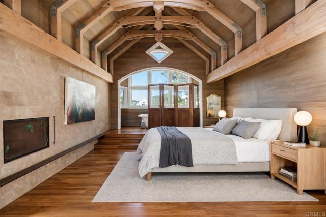 Detail Gallery Image 12 of 17 For 13027 via Latina, Del Mar,  CA 92014 - 4 Beds | 3 Baths