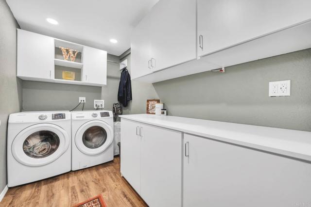 962 Wilson Avenue, El Cajon CA: https://media.crmls.org/mediaz/89b365d6-29f6-4a6f-8317-59f2138639ba.jpg