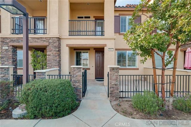 8011 City View Pl, Rancho Cucamonga CA: https://media.crmls.org/mediaz/89b437a5-09b5-44c7-89ab-11a28890f9ca.jpg