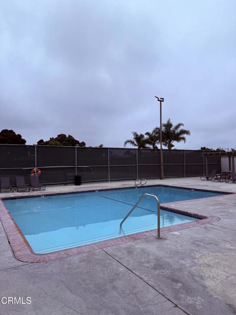 1840 #2 Lookout Drive, Oxnard CA: https://media.crmls.org/mediaz/89b53930-cf89-4776-a55c-91b4dfa78c4e.jpg