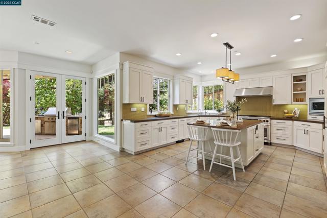 1754 Reliez Valley Rd, Lafayette CA: https://media.crmls.org/mediaz/89b573f3-ffc9-461b-bf9a-48be8c309c91.jpg