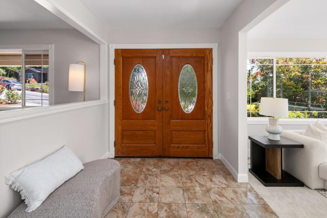 881 Highlands Circle, Los Altos CA: https://media.crmls.org/mediaz/89b5d5c9-a4af-4475-bb50-568781d50b0f.jpg