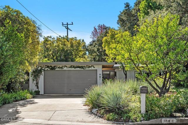 Detail Gallery Image 2 of 40 For 314 San Juan Way, La Canada Flintridge,  CA 91011 - 4 Beds | 2 Baths