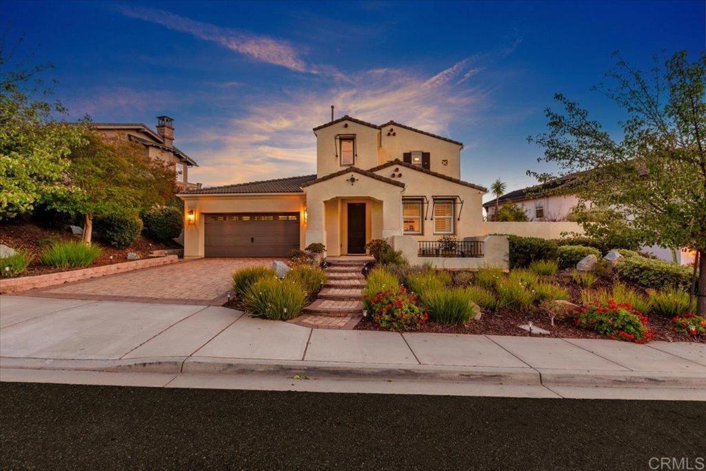 1093 Vega Way - photo 2