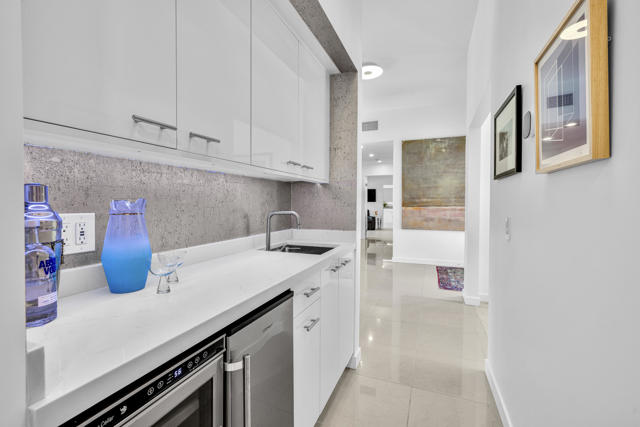 70880 Sunny Lane, Rancho Mirage CA: https://media.crmls.org/mediaz/89b8bce9-d0da-436a-996c-da177732ebfe.jpg