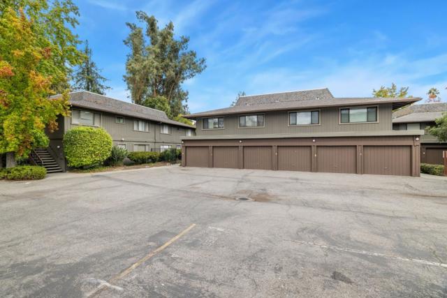 14355 Saratoga Avenue, Saratoga CA: https://media.crmls.org/mediaz/89b91a78-b78d-4e8e-8317-14d27b84471b.jpg